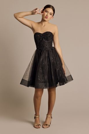 Picture of Strapless Tulle A-Line Dress with Floral Appliques