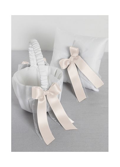 DB Exclusive Simply Chic Basket and Pillow Set | David's Bridal
