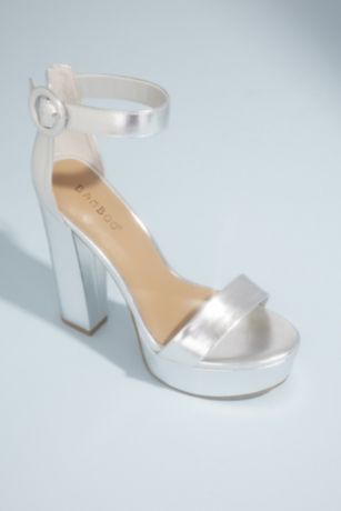 wide width clear heels size 11