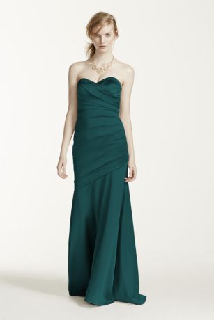 Picture of Long Sweetheart Neck Stretch Satin Dress