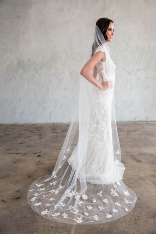 Picture of Scattered Floral Lace Tulle Chapel Veil