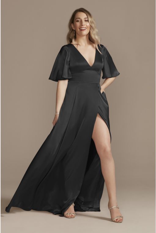 black maxi dress with sleeves