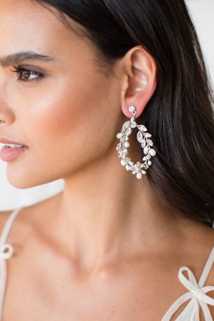 Picture of Crystal and Freshwater Pearl Wreath Earrings