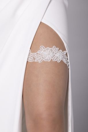 Picture of Floral Beaded Applique Garter