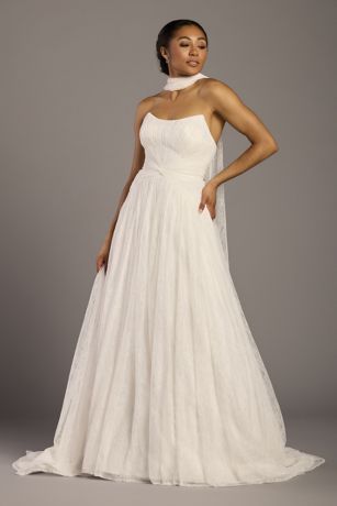 Picture of Lace Twist Front Sculpted Neckline A-Line Gown
