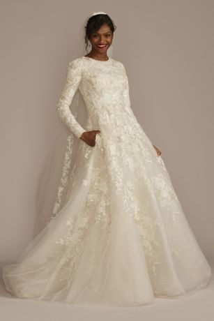 Tulle and Crepe - Fitted Lace Mermaid Wedding Dress Long Sleeve
