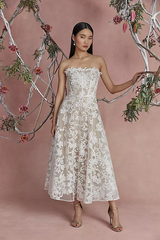 short lace wedding dresses Sweetheart Short Sleeves Beaded Lace Short Wedding Dress QW2371 SQOSA