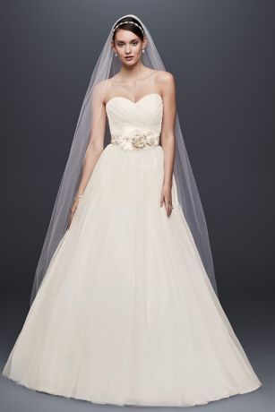 ball gown with sweetheart neckline