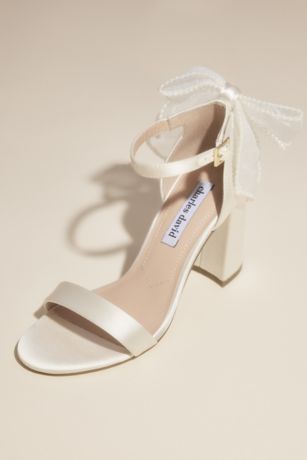 Picture of Tulle Pearl Bow Block Heels
