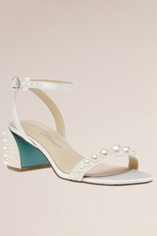 Picture of Graduated Pearl Flared Block Heel Sandals