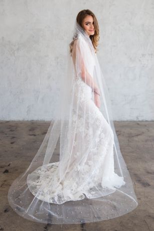 Picture of Tulle Pearl-Embellished Chapel Veil