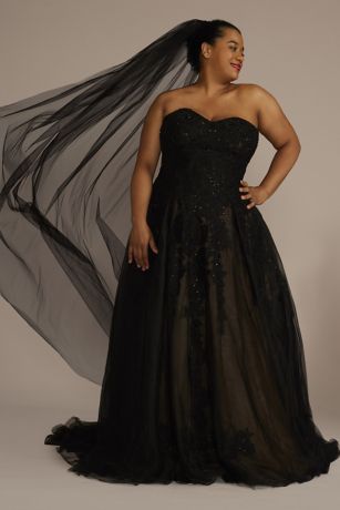 Picture of Black Chapel Length Veil