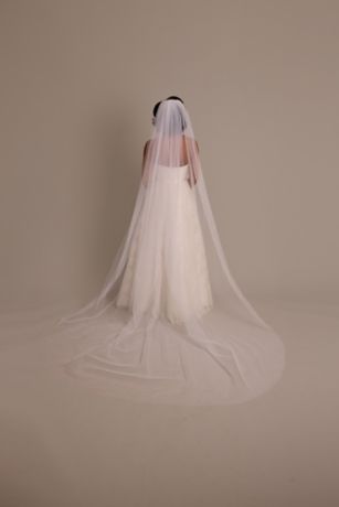 Picture of Raw Edge Tulle Chapel Veil