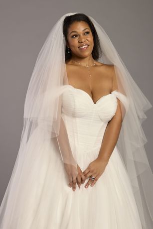 Picture of Two-Tier Raw Edge Cathedral Veil