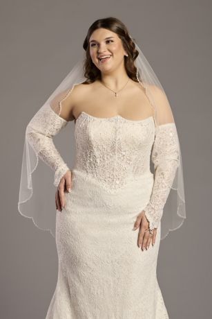 Picture of Crystal Scallop Edge Mid-Length Veil