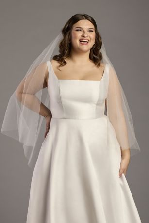 Picture of Raw Edge Angel Cut Mid-Length Veil