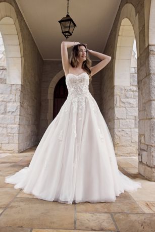 Picture of Embroidered Lace Applique Ball Gown Wedding Dress
