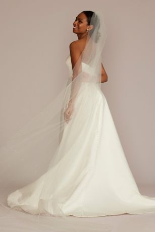 Picture of Scattered Crystal Cathedral Veil