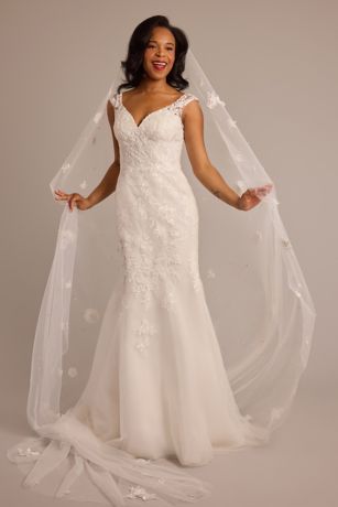 Picture of Floral Lace Appliqued Cathedral Veil