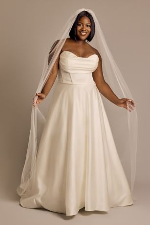 Picture of Tulle Cathedral Veil with Rhinestone Trim