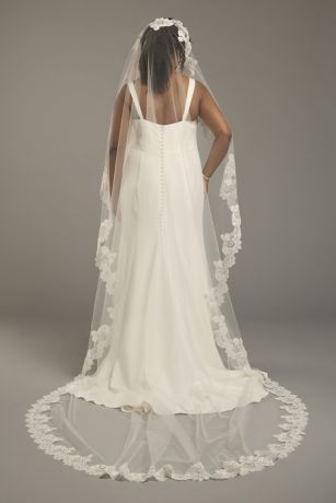 Picture of Cathedral Mantilla Lace Edge Veil