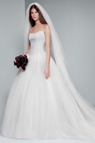 vera wang wedding ball gown