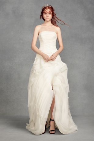 vera wang beach wedding dress