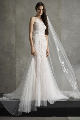 vera wang sheath wedding dress