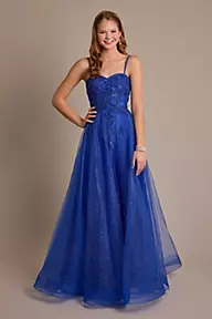 Plus Size Prom Dresses & Gowns