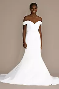 Long Sleeve Simple Ivory White Wedding Dresses with Ruffle Skirt AWD1570