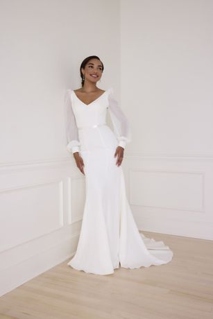 Picture of Long Sleeve V-Neck Crepe Mermaid Wedding Dress