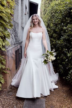 Picture of Strapless Mikado Mermaid Wedding Dress