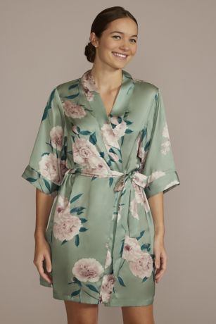 Picture of Dusty Sage Floral Bridal Party Robe