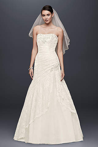 David´s Bridal-Vestido de Novia en Linea A de Encaje Con Detalle Lateral
