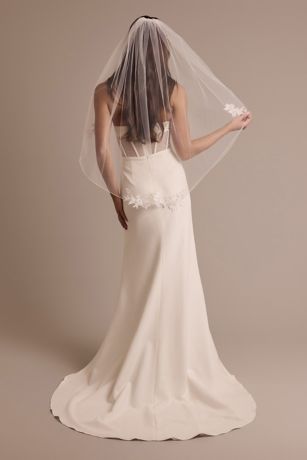 WHITE VEIL セット Single Tier All Over Lace Floral Mid Veil | David's Bridal