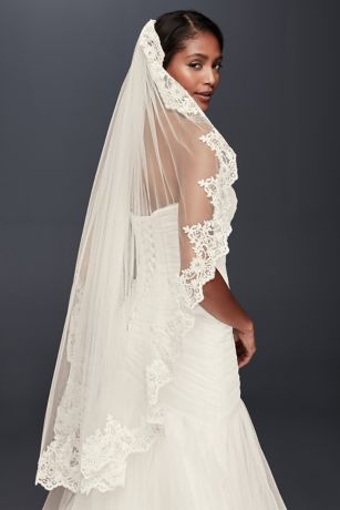 Laced Appliqued Wedding Veil Fingertip Length Veil - VQ