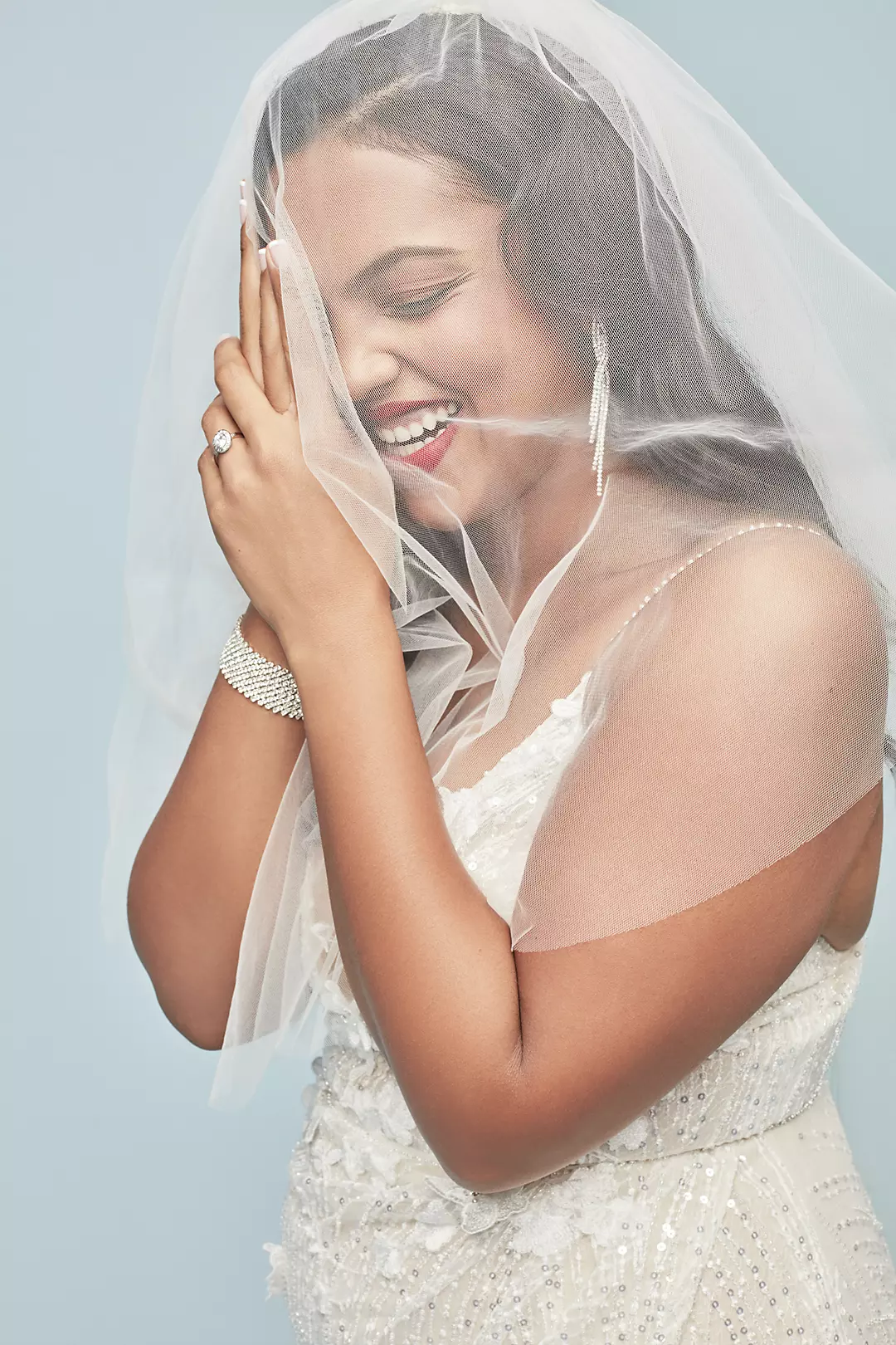 One-Tier Blusher Veil Image 3