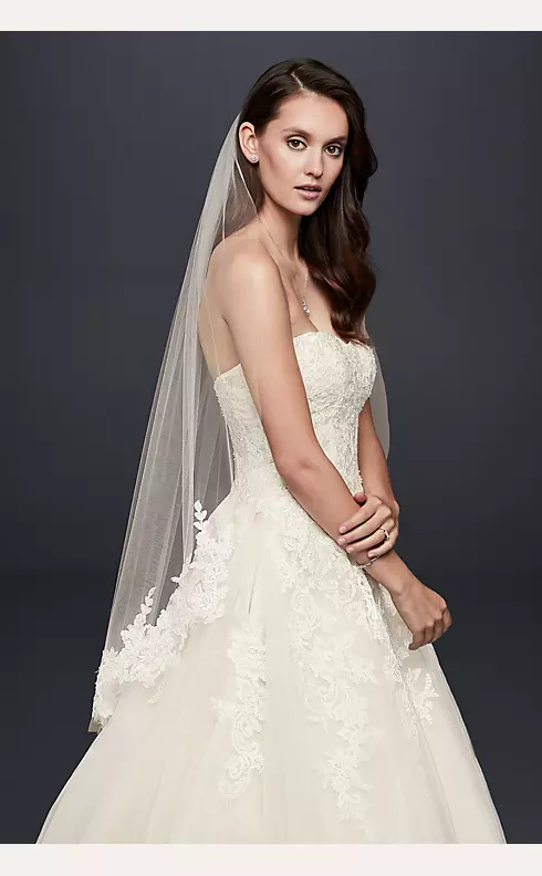 Brides & Hairpins Mikaela Fingertip Veil - with Lace Edging 36 / Retail