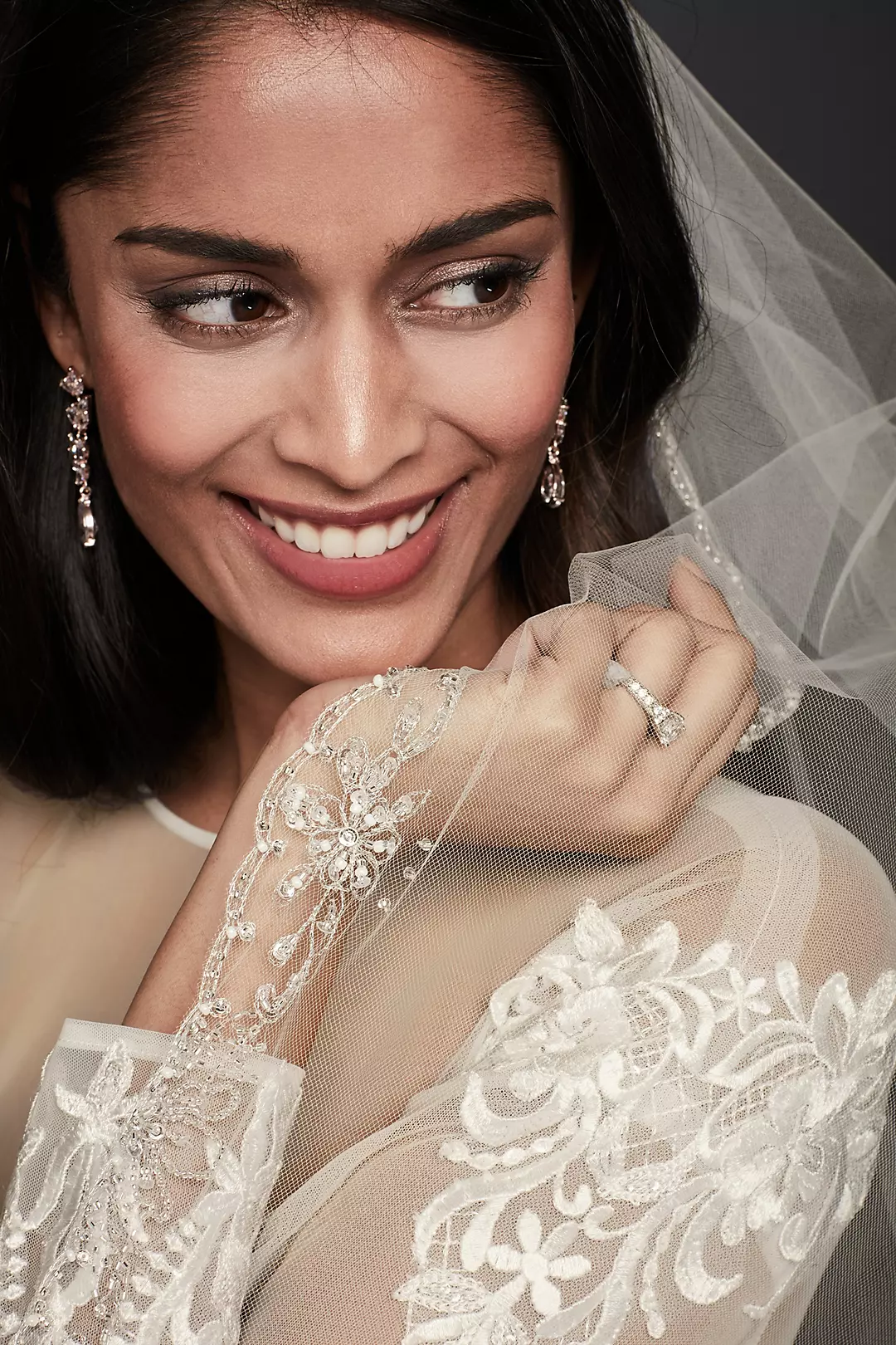 Crystal Flowers Embroidered Veil with Scallop Hem Image 3
