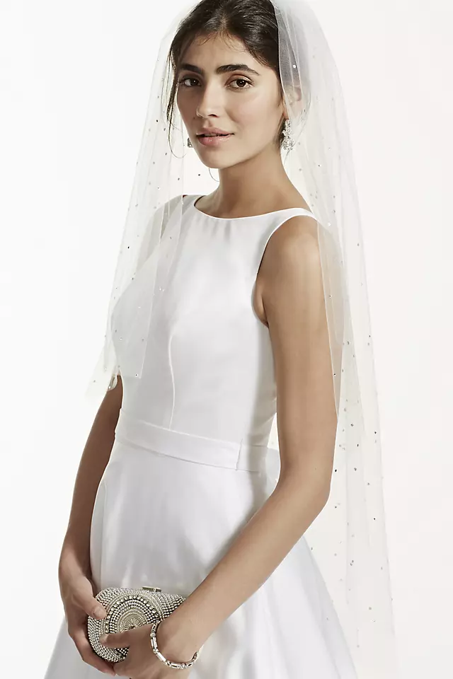 One Tier Scattered Crystal Mid Length Veil Image