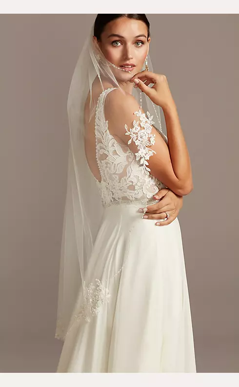 Lace Applique Pearl Scalloped Mid-Length Veil Image 1