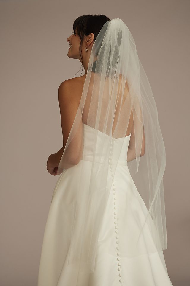 Reimagine Recycled Tulle Mid-Length Veil Image 2
