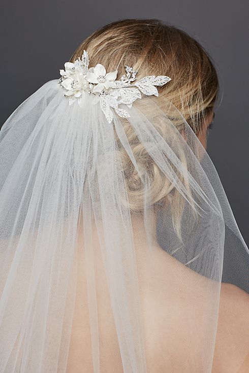 Short Veil with Lace Fabric Flowers Image 2