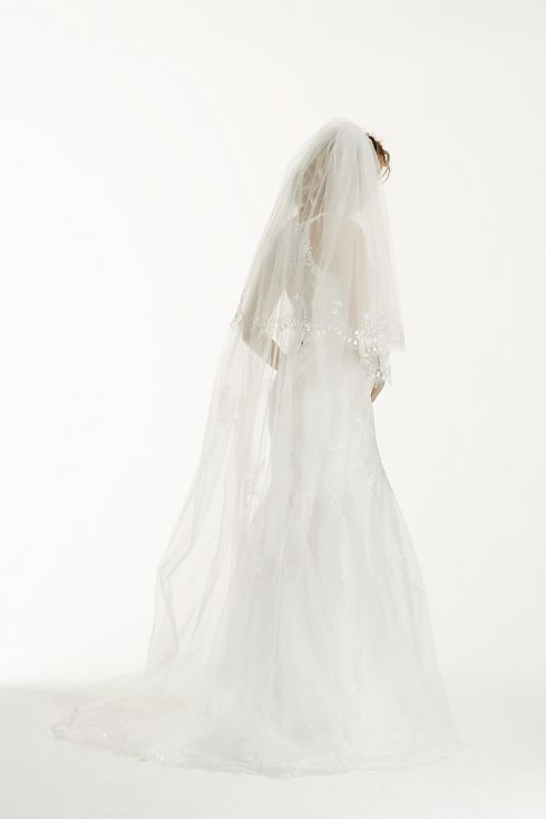 Two Tier Scallop Beaded Edge Cathedral Veil Image 2