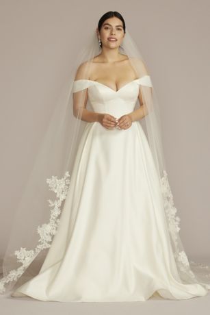 Scattered Floral Lace Applique Cathedral Veil