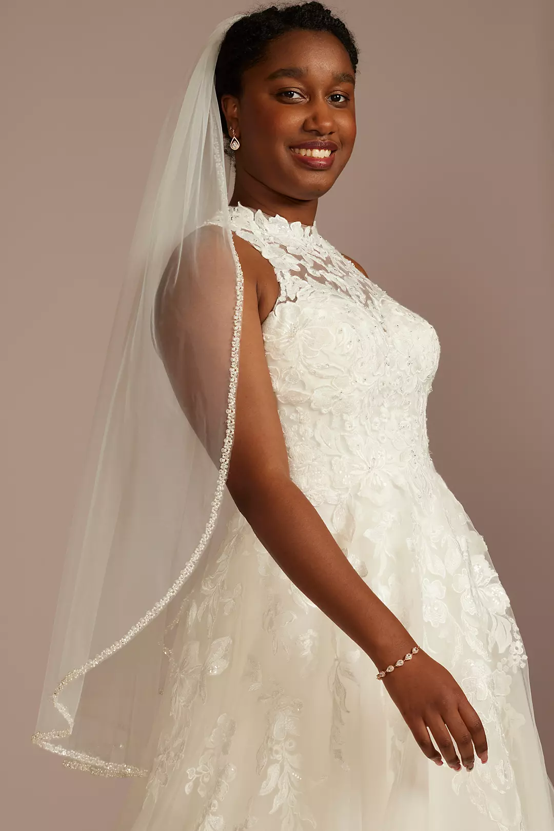Pearl and Sequin Trimmed Tulle Mid-Length Veil Image