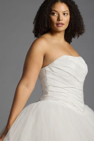 White by VeraWang バレリーナVW351007 White by Vera Wang Draped Taffeta Wedding Dress | David's Bridal