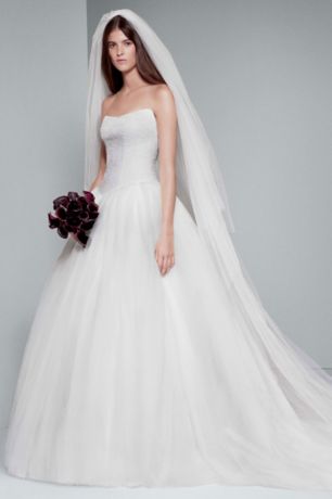  White  by Vera Wang Chantilly Lace Wedding  Dress  David s 