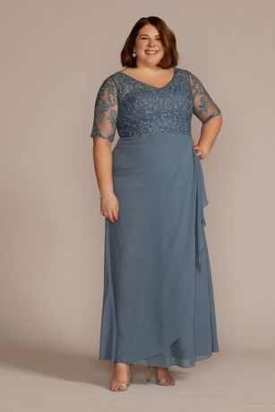 Plus Size Mother of the Bride, Groom Dresses | David's Bridal