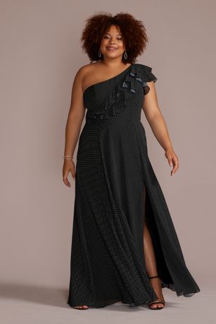 Plus Size Formal Dresses, Evening Gowns, Size 14-30W | David's Bridal